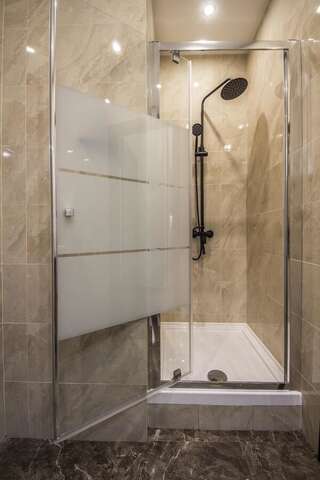 Апартаменты Apartments on Ploscha Lva Tolstoho Киев Апартаменты Делюкс-6