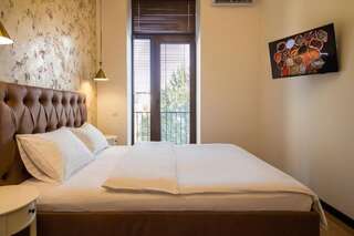 Апартаменты Apartments on Ploscha Lva Tolstoho Киев Апартаменты с балконом-9