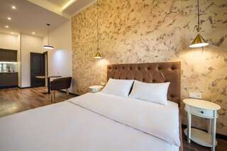 Апартаменты Apartments on Ploscha Lva Tolstoho Киев Апартаменты с балконом-10